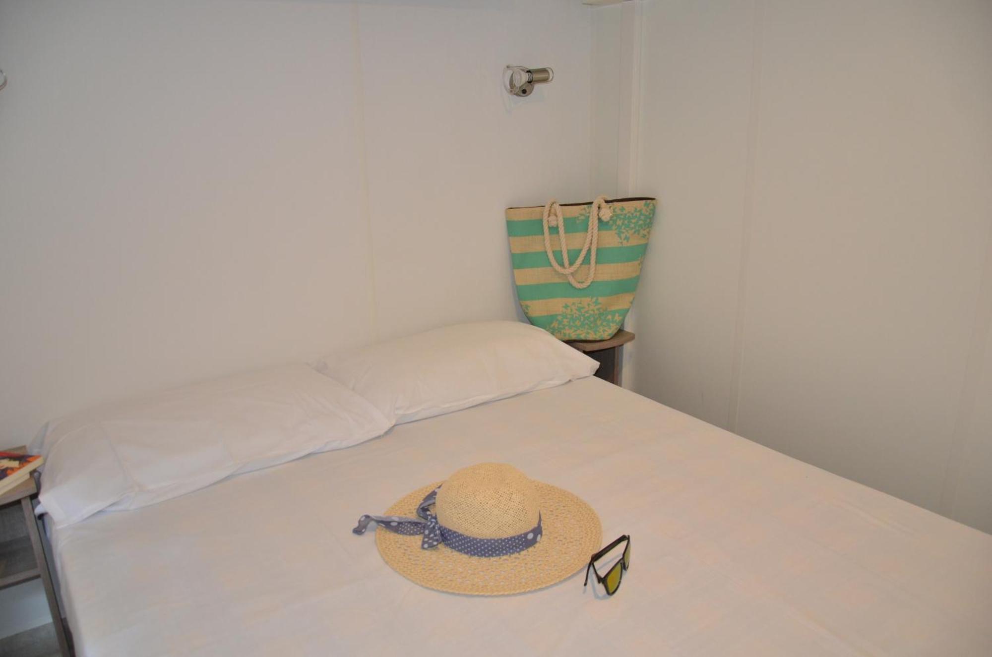 Happy Camp Mobile Homes In Castello Camping & Summer Resort Neos Marmaras Eksteriør billede
